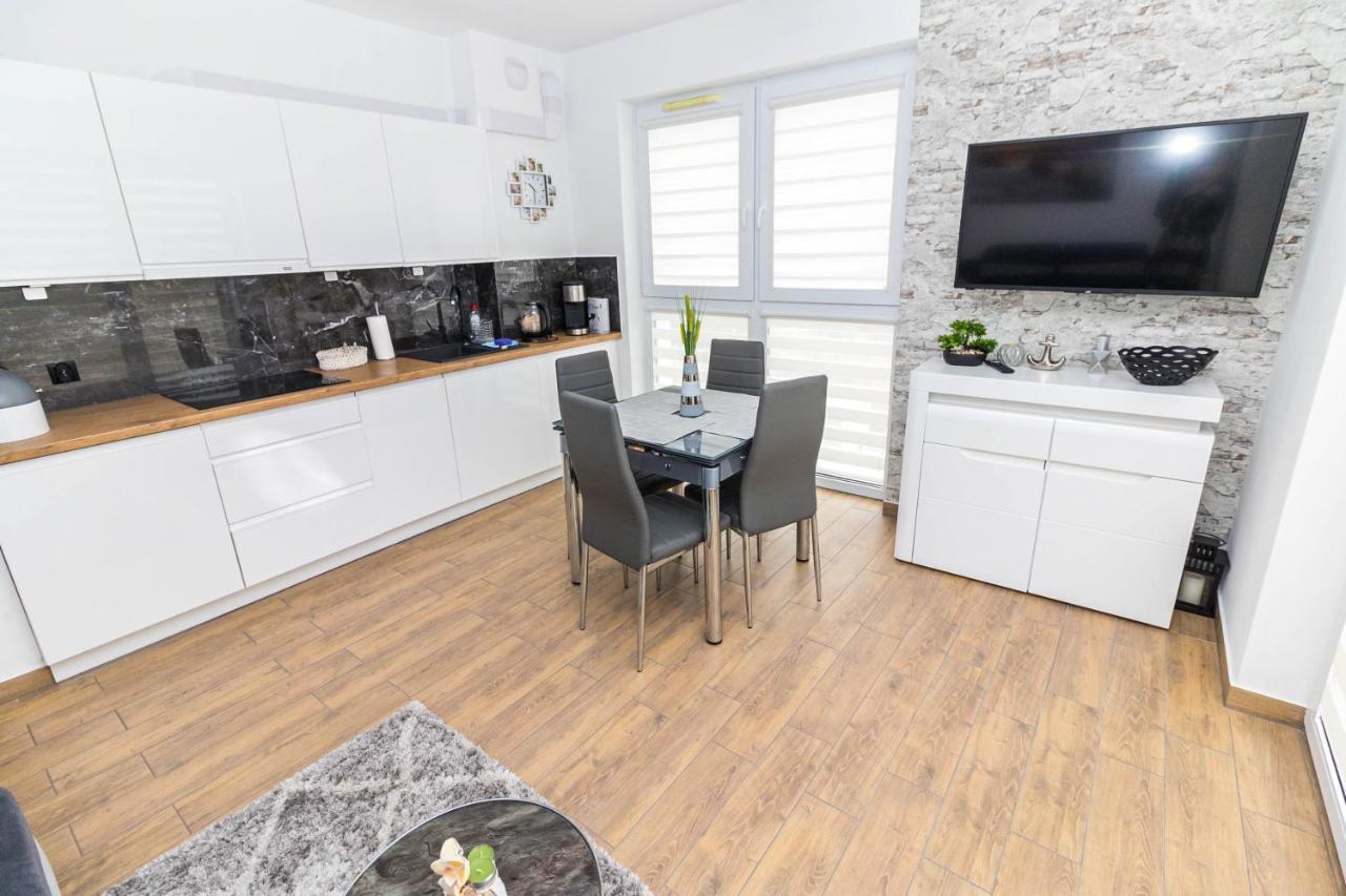 Apartament Rybka ウストロニエ・モルスキエ エクステリア 写真