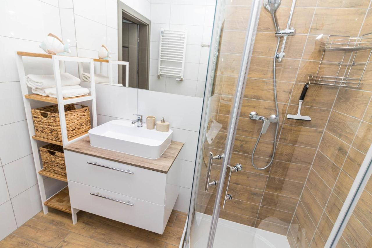 Apartament Rybka ウストロニエ・モルスキエ エクステリア 写真